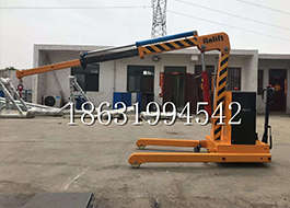 永济市随车吊机绞盘起重机车间自走可移动式多少钱小型随车吊机